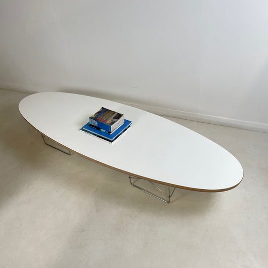 CONTEMPORARY ELIPTICAL LOW WHITE COFFEE TABLE
