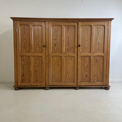 LARGE ANTIQUE PINE THREE DOOR KITCHEN/HALL CABINET