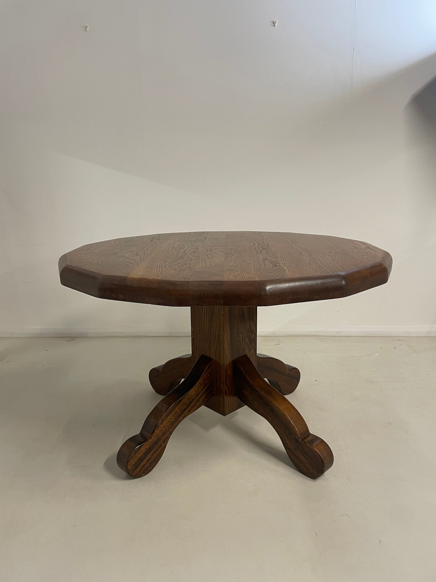 BRUTALIST 1970s BELGIUM OAK DINING TABLE & 4 CHAIRS