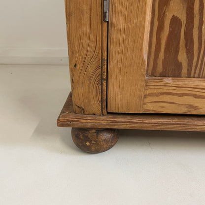 LARGE ANTIQUE PINE THREE DOOR KITCHEN/HALL CABINET