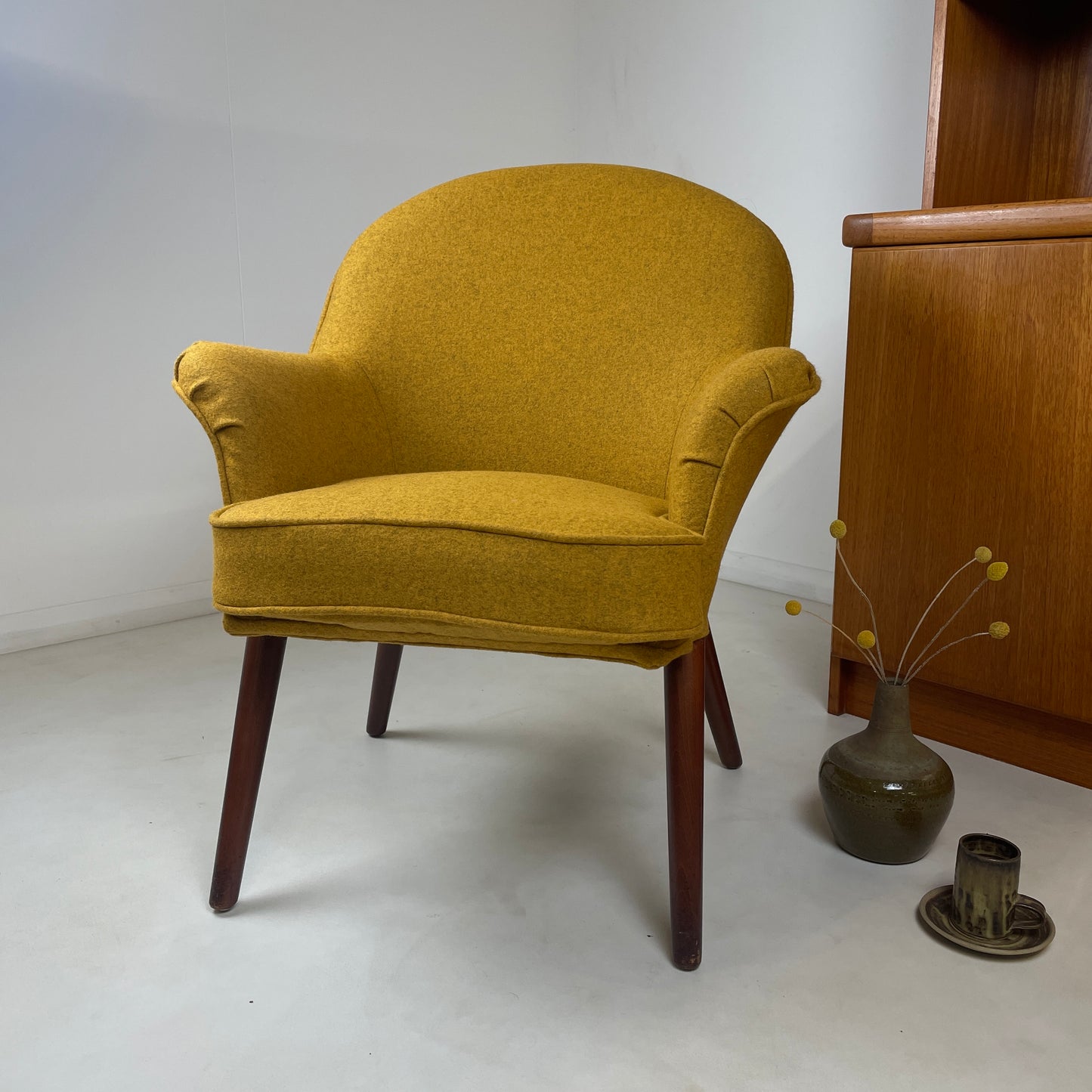 TOOTHILL COCKTAIL CHAIR IN MUSTARD WOOL