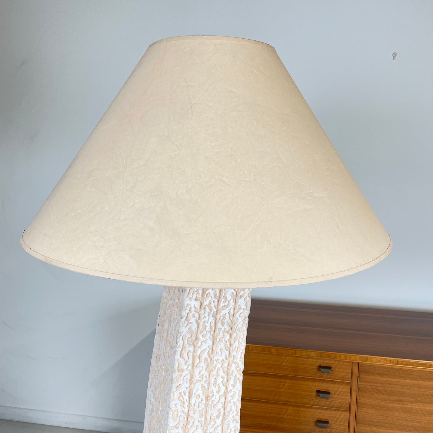 1980s POST MODERN TESSELLATED STANDARD LAMP TABLE