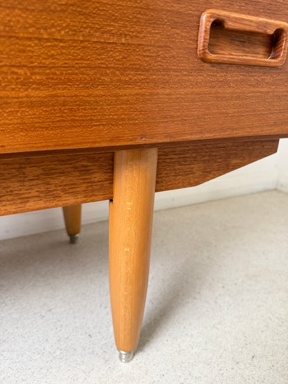 VINTAGE COMPACT SIDEBOARD / DRESSING TABLE SCANDINAVIAN STYLE