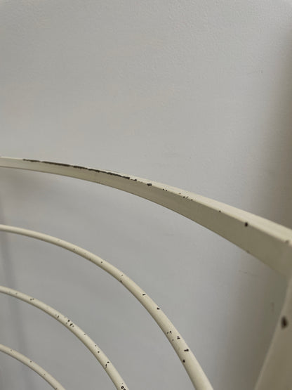 STAPLES LADDERAX ARMCHAIR IN WHITE