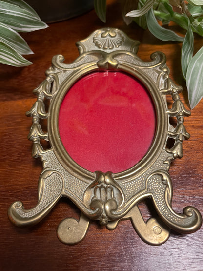 VINTAGE ART DECO BRASS OVAL FRAME