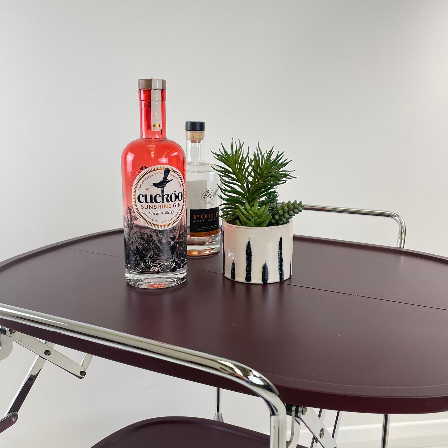 KARTELL GASTONE TROLLEY IN AUBERGINE