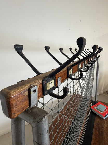 VINTAGE SCHOOL GYM BENCH