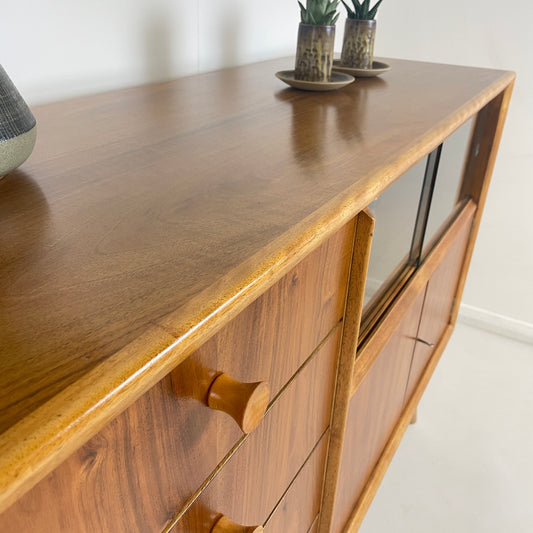 MID CENTURY COMPACT DALESCRAFT GLAZED SIDEBOARD