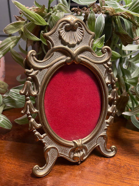 VINTAGE ART DECO BRASS OVAL FRAME