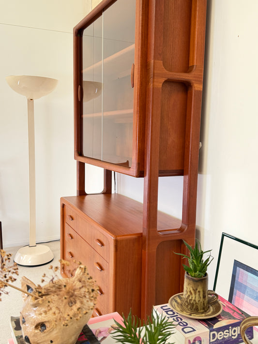 DYRLUND TEAK ROOM DIVIDER WITH GLASS BOOKCASE