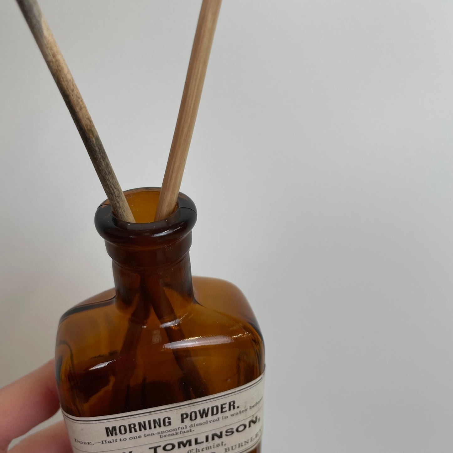 BURNLEY MORNING POWDER CHEMIST BOTTLE