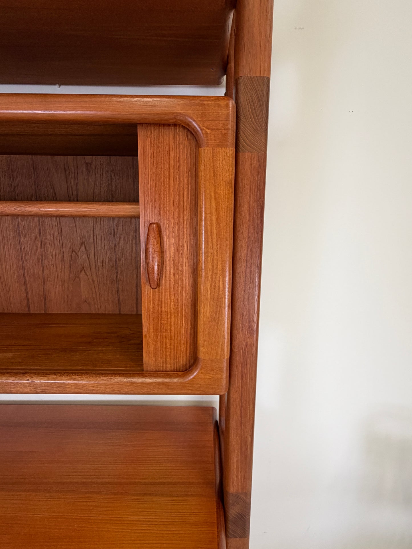 DYRLUND TEAK ROOM DIVIDER BOOKCASE