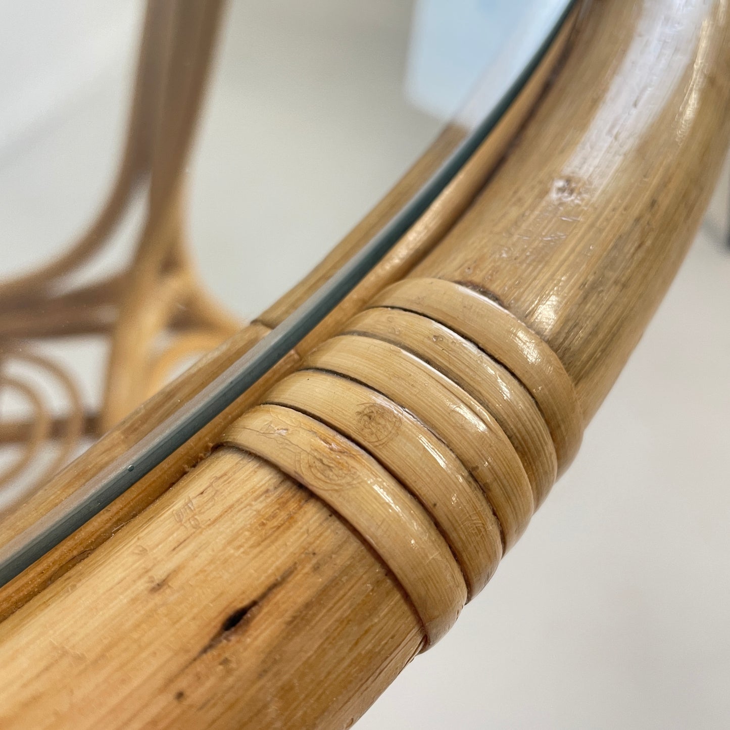 VINTAGE BAMBOO ROUND DINING TABLE