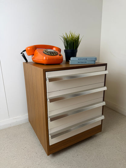 1970s VINTAGE BEDSIDE DESK DRAWERS ON CASTORS