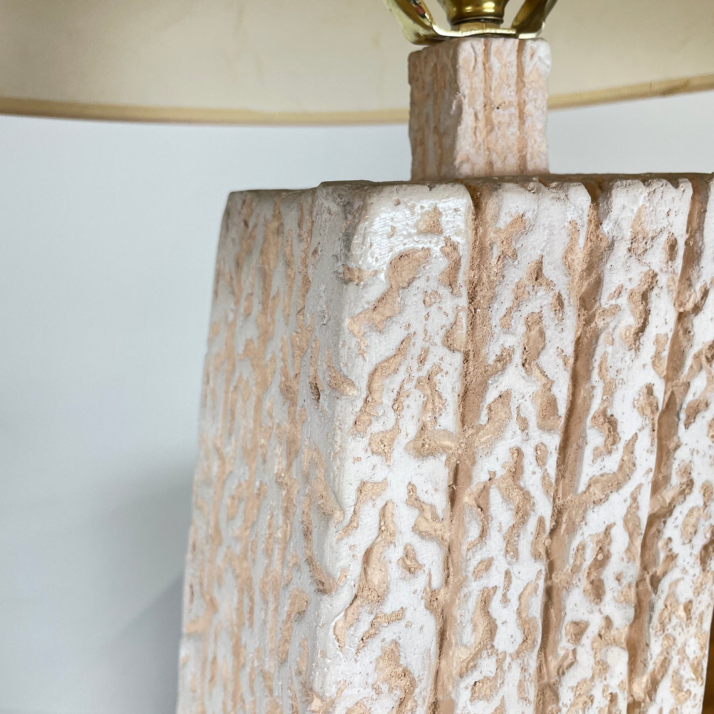 1980s POST MODERN TESSELLATED STANDARD LAMP TABLE