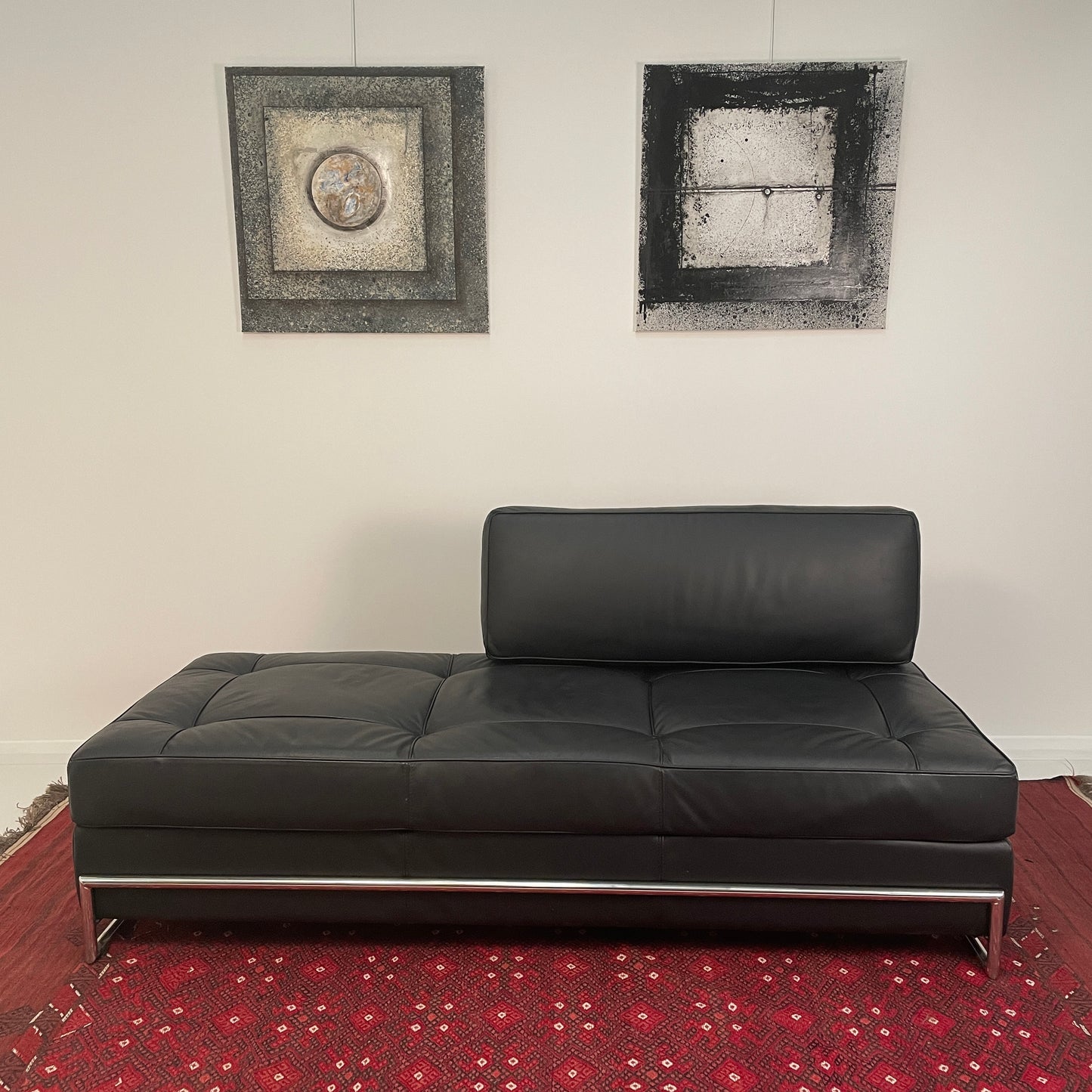 ATOM BY SARAH WILLIAMS - OIL ON CANVAS