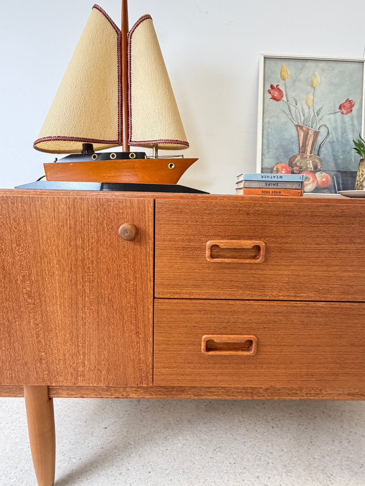VINTAGE COMPACT SIDEBOARD / DRESSING TABLE SCANDINAVIAN STYLE
