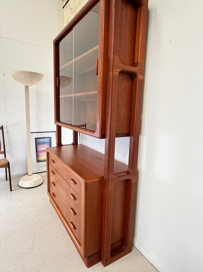 DYRLUND TEAK ROOM DIVIDER WITH GLASS BOOKCASE