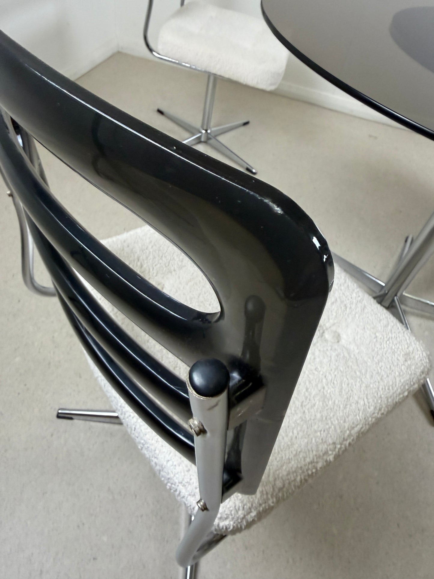 1970s RETRO GLASS TABLE & SWIVEL CHAIRS