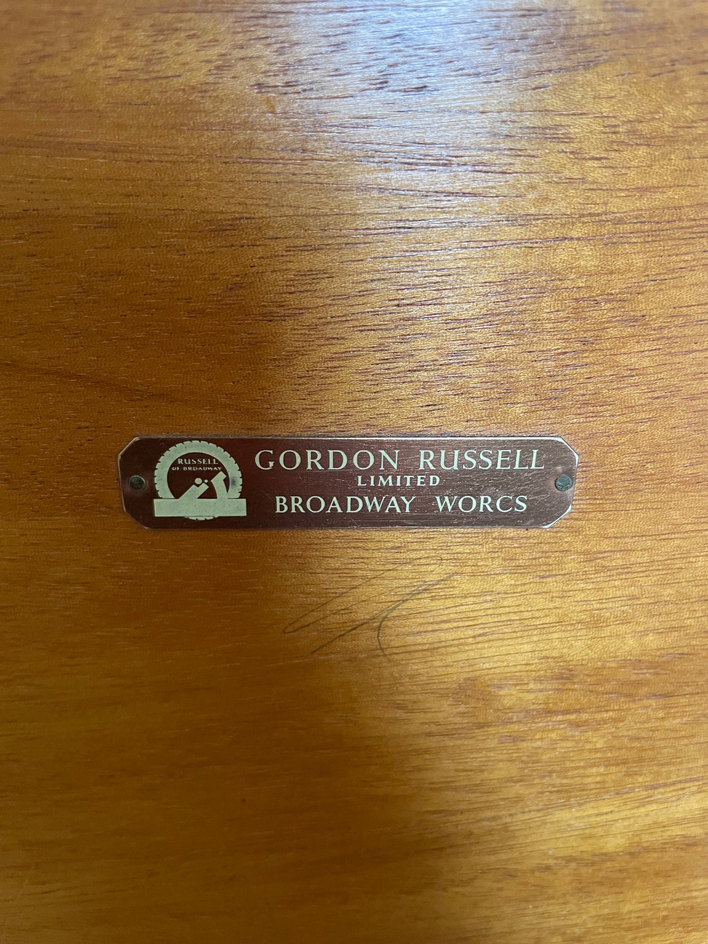 VINTAGE GORDON RUSSELL NEST OF TABLES