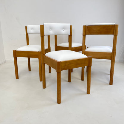 DINETTE TABLE AND CHAIRS IN BEECH