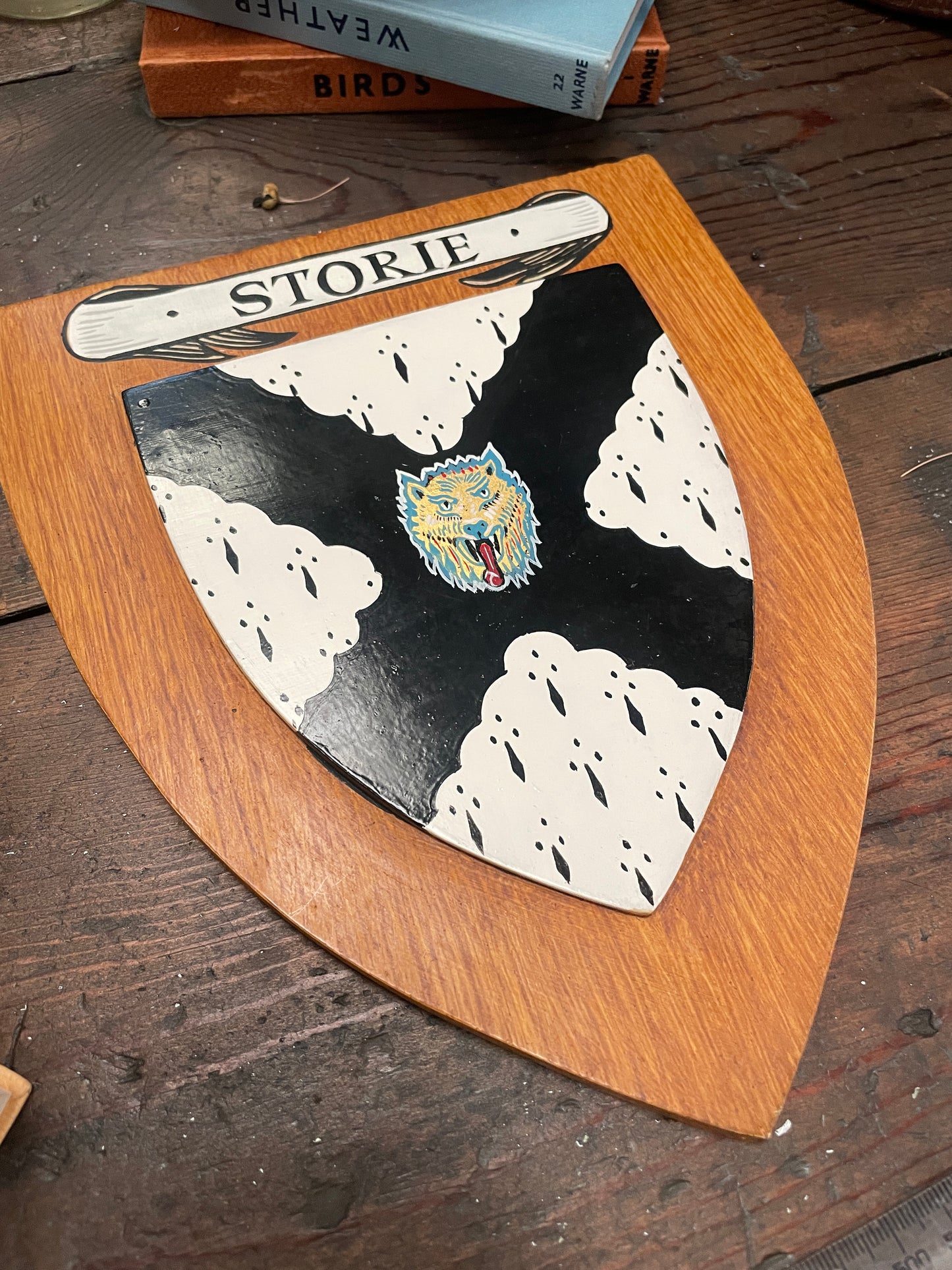 VINTAGE WOODEN SHIELD HAND PAINTED PLAQUE - STORIE