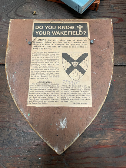 VINTAGE WOODEN SHIELD HAND PAINTED PLAQUE - STORIE