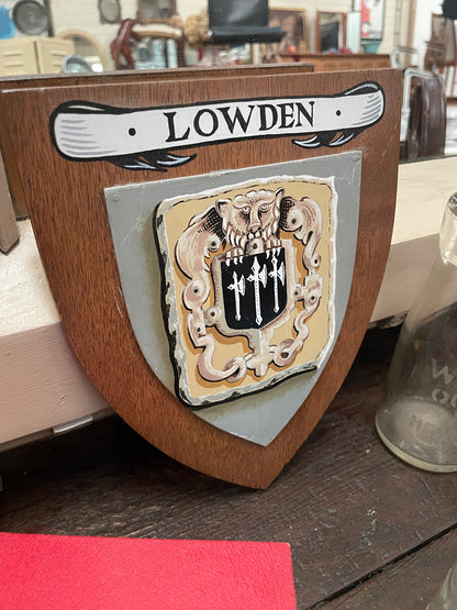 VINTAGE WOODEN SHIELD HAND PAINTED PLAQUE - LOWDEN