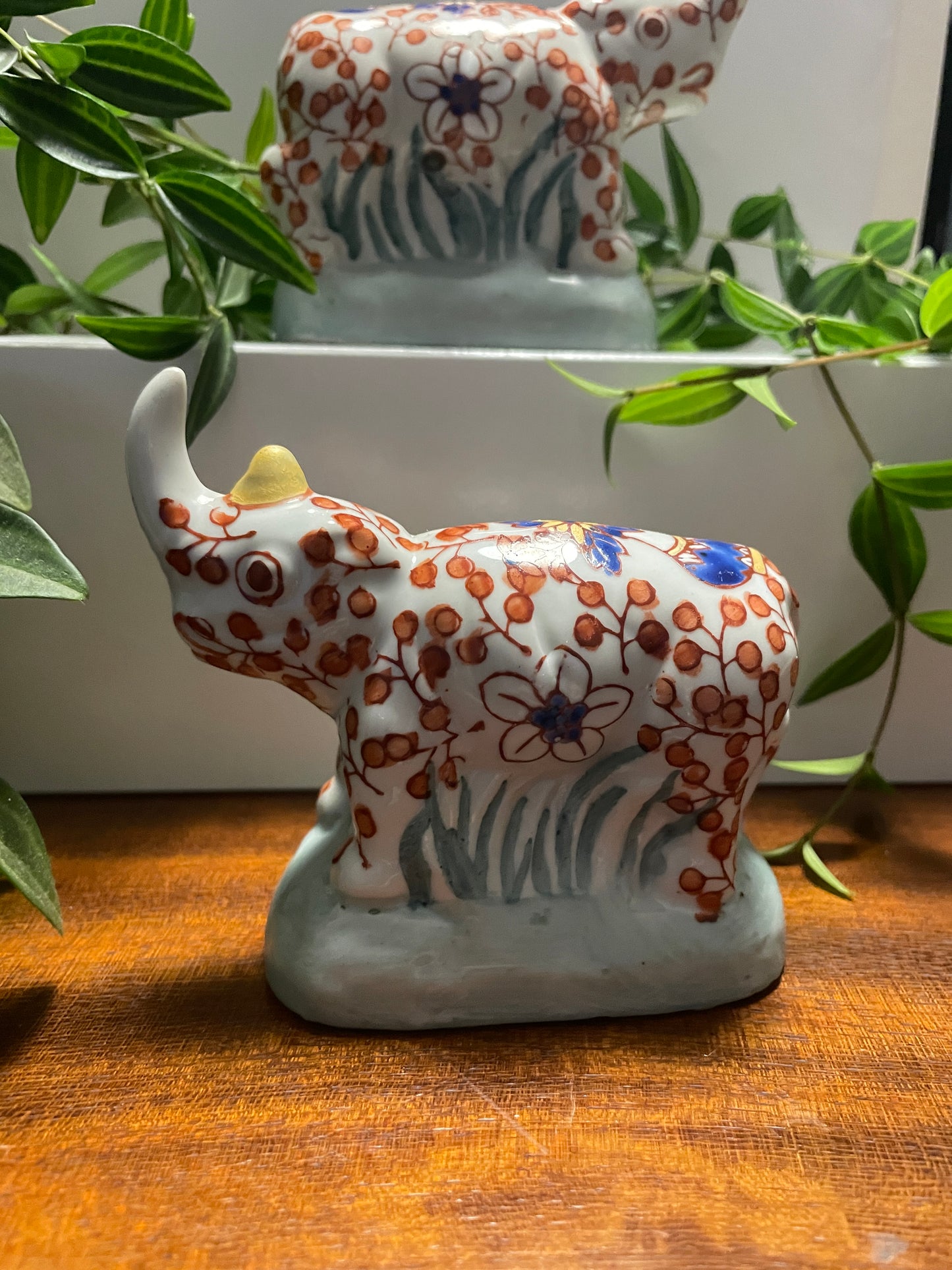 CHINESE IMARI PORCELAIN RHINO FIGURINES X 2