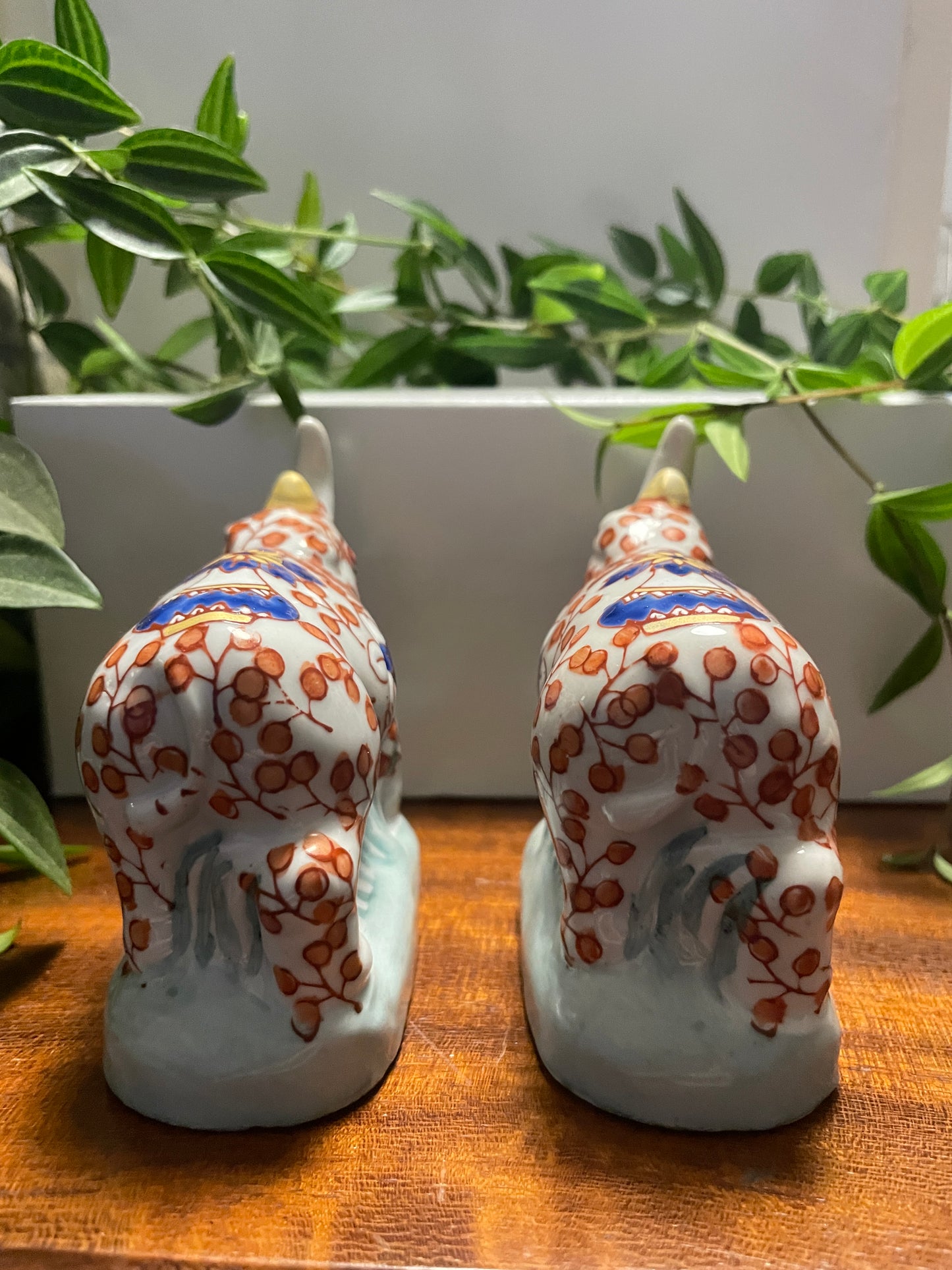 CHINESE IMARI PORCELAIN RHINO FIGURINES X 2