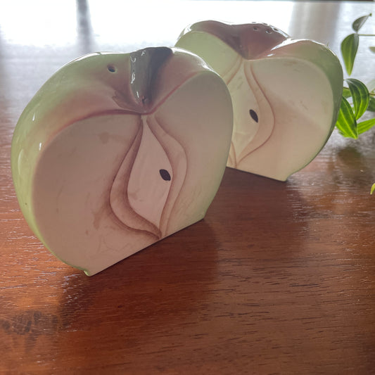 VINTAGE APPLE CARLTON WARE CRUET SET