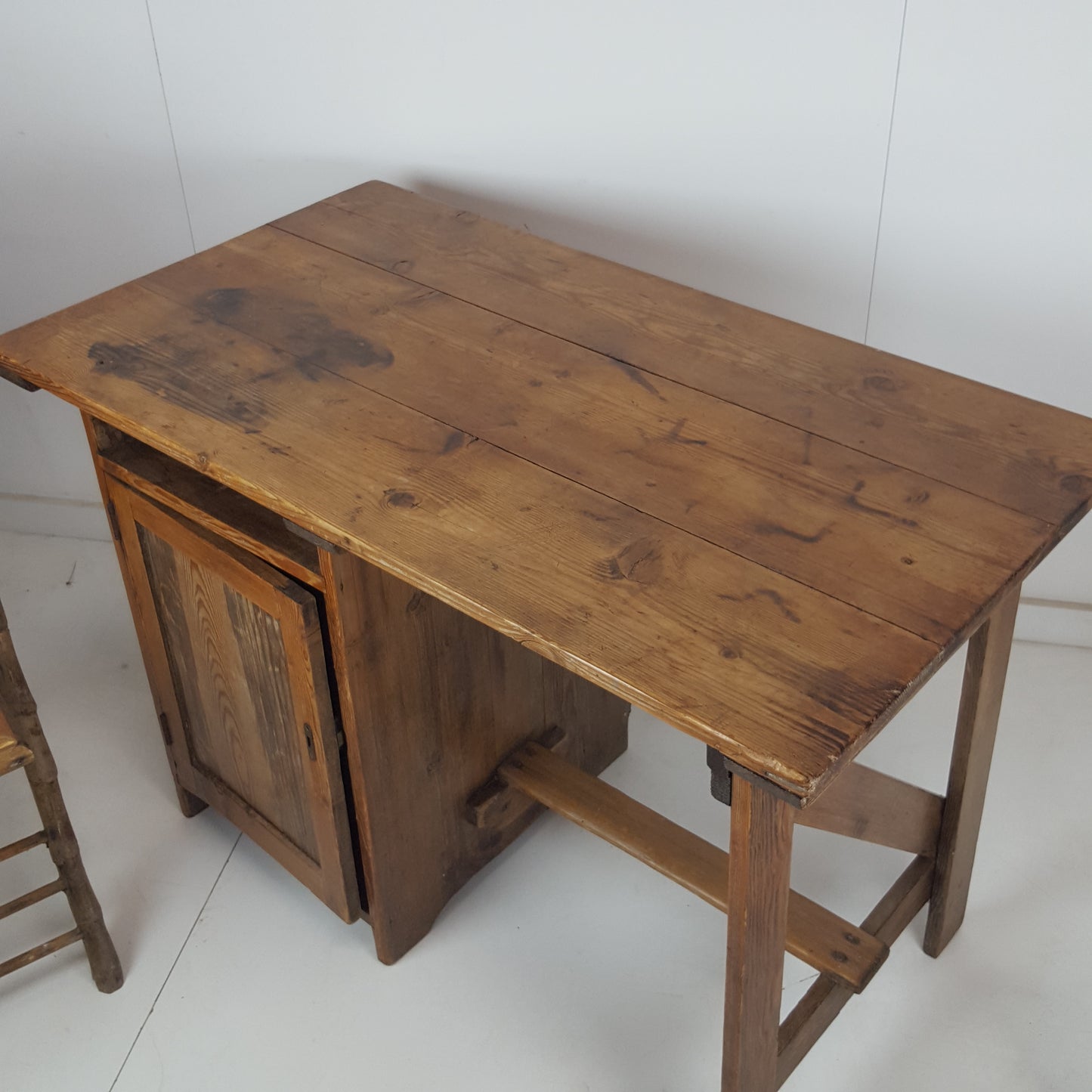 ANTIQUE PINE COMPACT TABLE / DESK