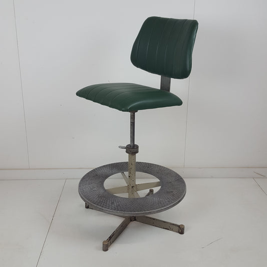 VINTAGE SWIVEL MACHINIST CHAIR IN GREEN